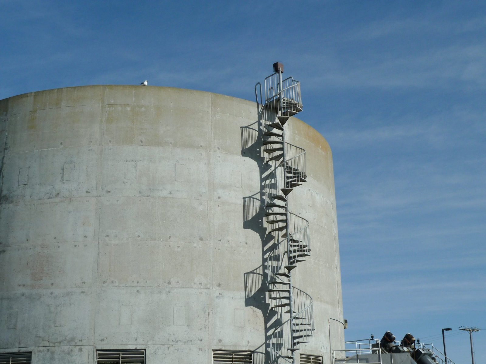 Escada industrial em silo